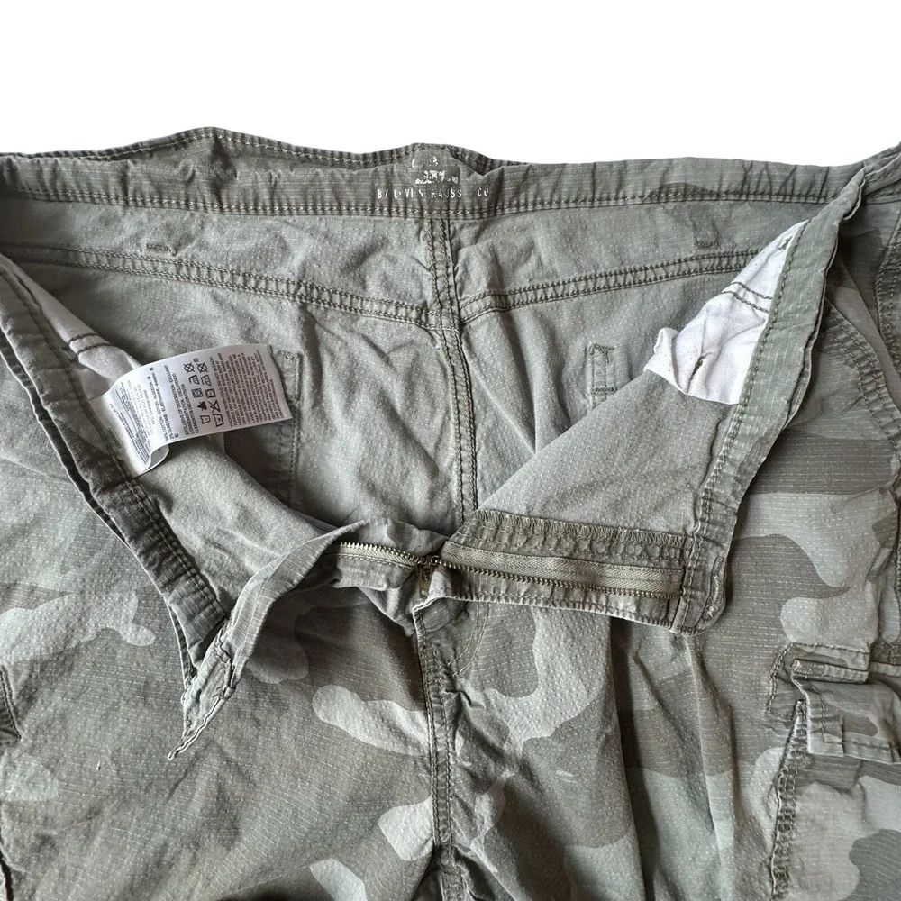 Levis Cargo Shorts Camo Men's 42 Rip Stop Woodland Utility Workwear Casual Faded